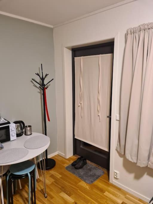 Small Studio Appartment Tromsø Dış mekan fotoğraf